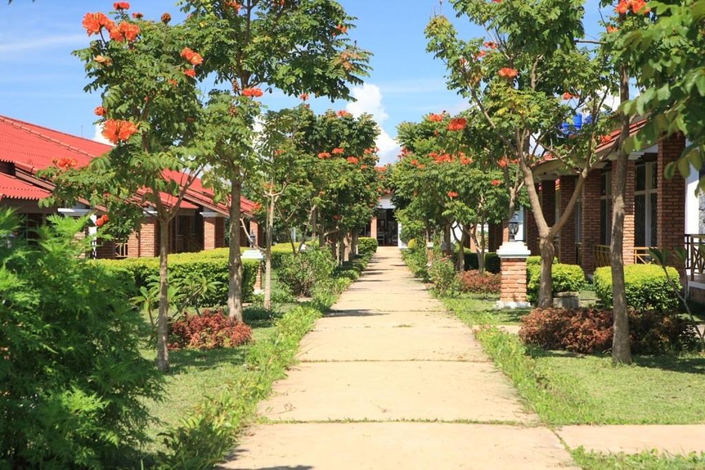 Vansana Plain Of Jars Hotel Muang Phônsavan Εξωτερικό φωτογραφία