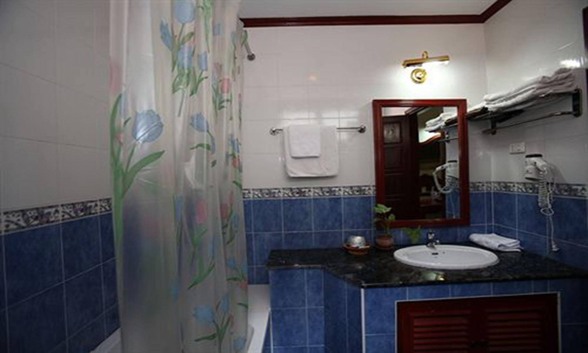 Vansana Plain Of Jars Hotel Muang Phônsavan Εξωτερικό φωτογραφία