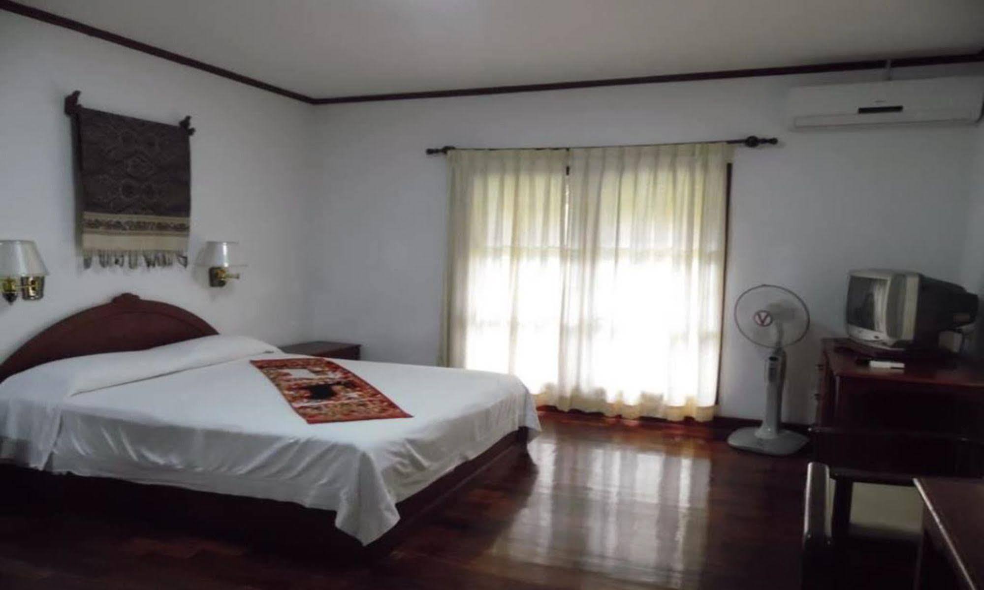 Vansana Plain Of Jars Hotel Muang Phônsavan Εξωτερικό φωτογραφία