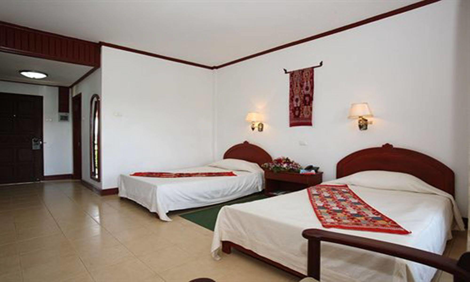 Vansana Plain Of Jars Hotel Muang Phônsavan Εξωτερικό φωτογραφία