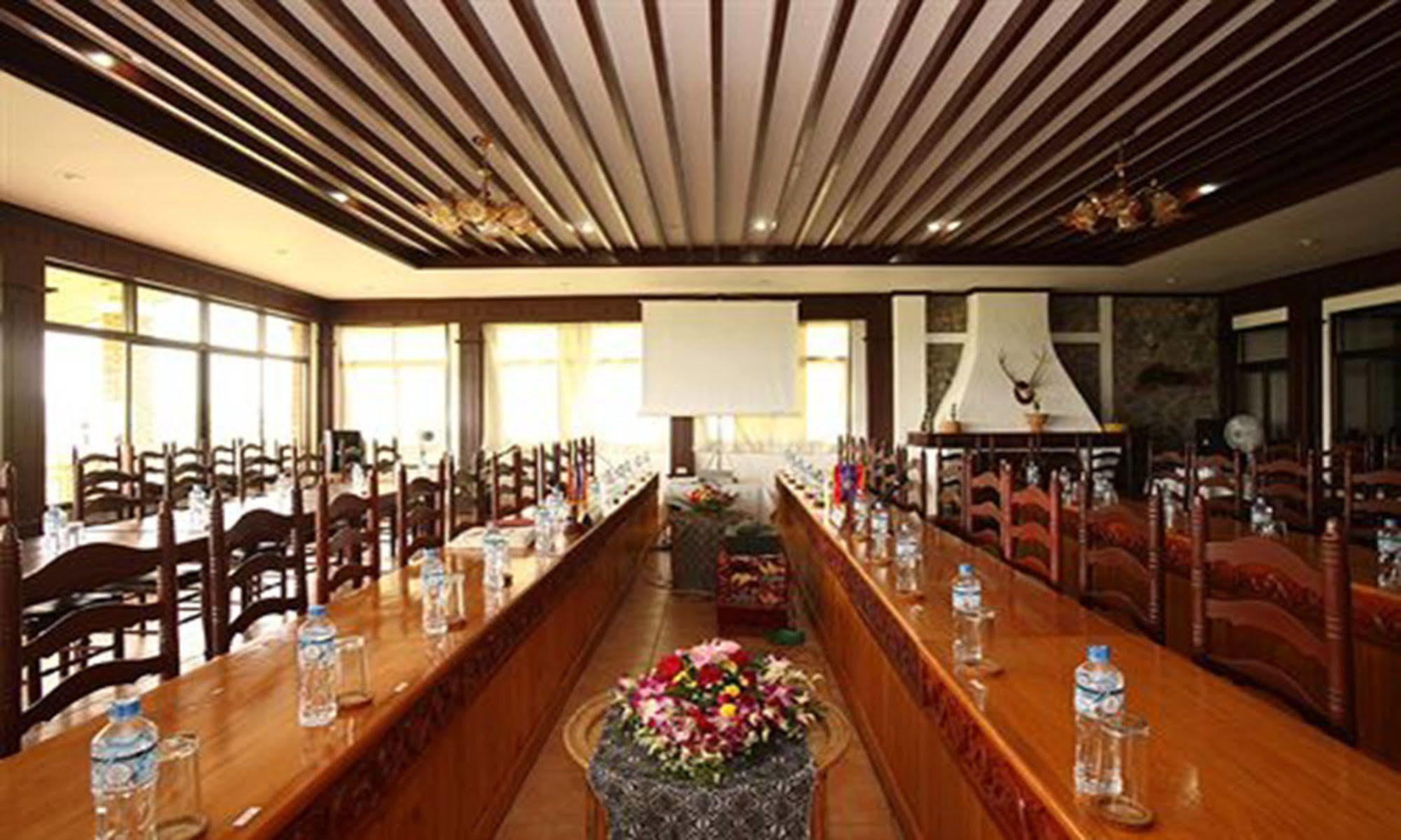 Vansana Plain Of Jars Hotel Muang Phônsavan Εξωτερικό φωτογραφία